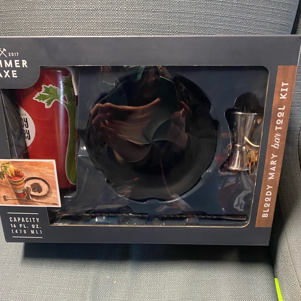 NWT…Bloody Mary bar tool kit!!!